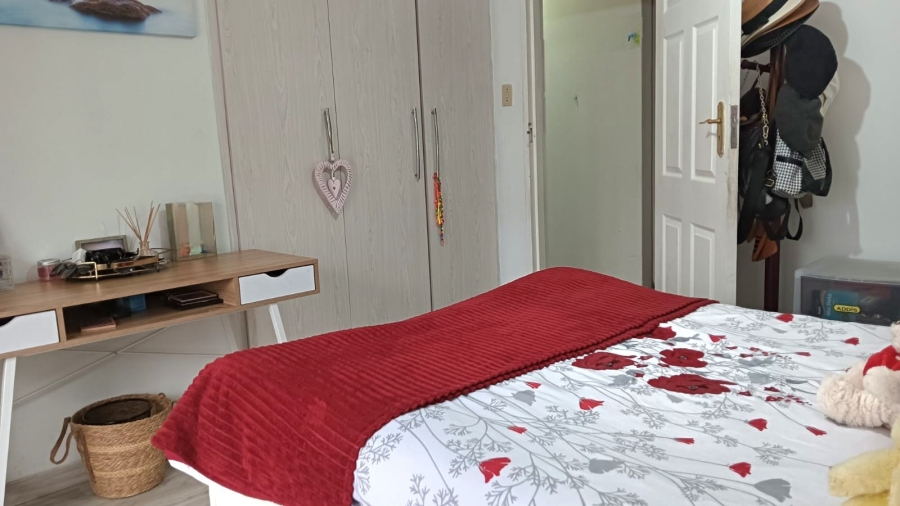 4 Bedroom Property for Sale in Beacon Bay Eastern Cape